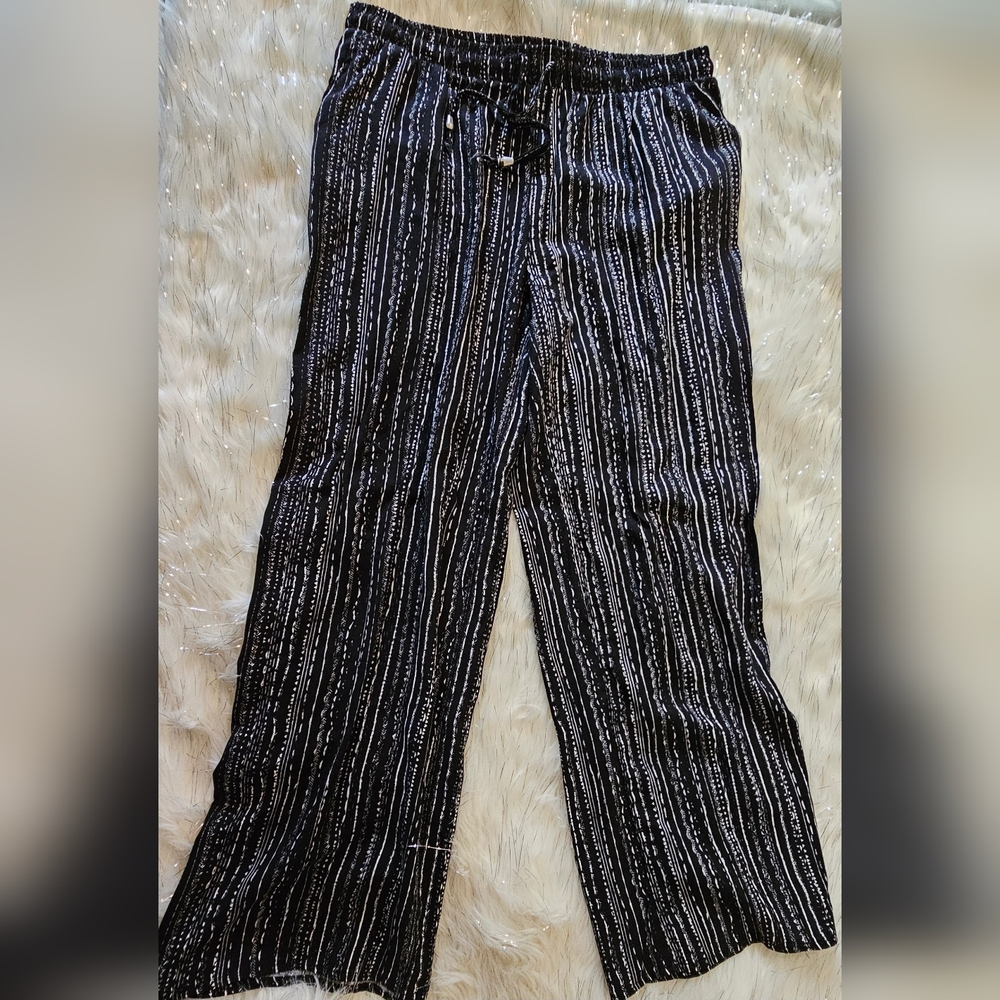 Love Wish Maternity Striped Black and White Wide Leg Pants Sz M